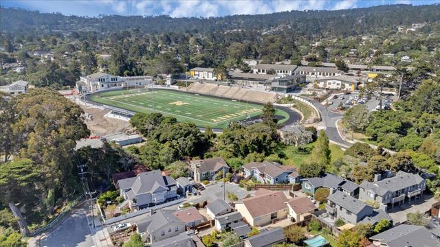 670 Van Buren Circle, Monterey CA: https://media.crmls.org/mediaz/3575dc4a-e96b-444b-9259-f20ce7204446.jpg