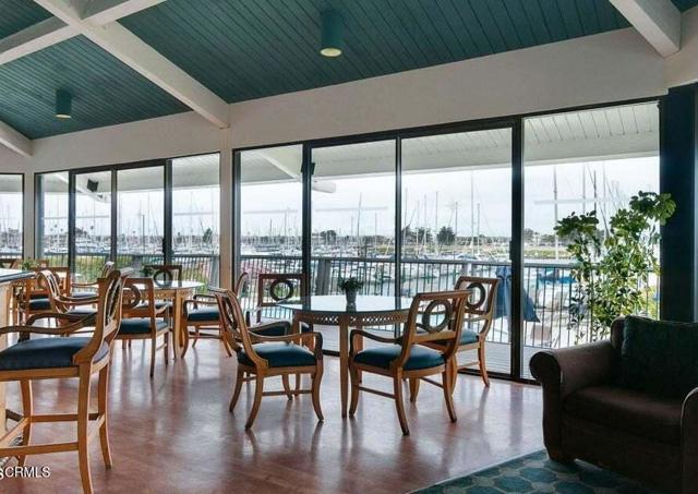 Detail Gallery Image 9 of 14 For 2901 Peninsula Rd #333,  Oxnard,  CA 93035 - 1 Beds | 1 Baths