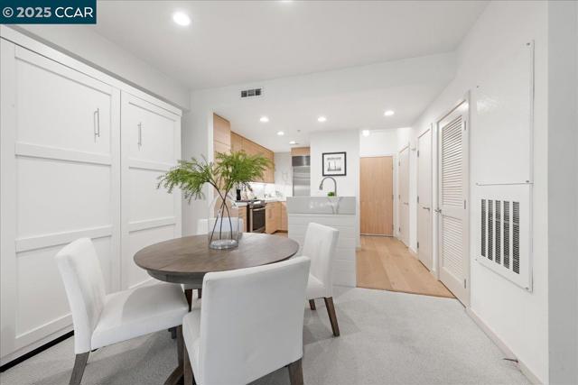 1655 N California, Walnut Creek CA: https://media.crmls.org/mediaz/3577a694-800d-42c9-8f07-d2e07f479061.jpg