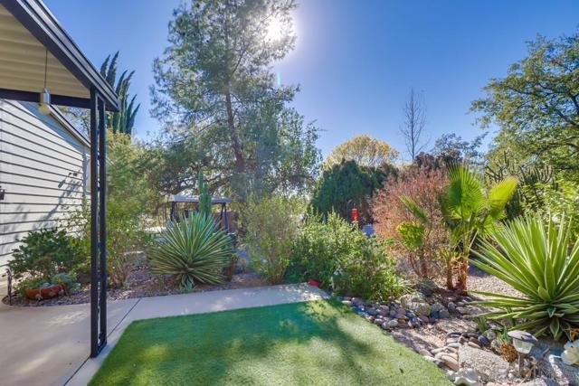 18218 Paradise Mountain Road, Valley Center CA: https://media.crmls.org/mediaz/35784d74-4b21-4227-b477-6bae5e22a54a.jpg