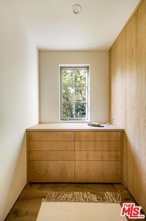 4209 Vantage Avenue, Studio City CA: https://media.crmls.org/mediaz/35784f8d-996a-4866-b2e8-2ba914888a33.jpg