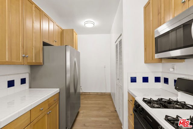 1235 S Orlando Avenue, Los Angeles CA: https://media.crmls.org/mediaz/3578c990-d249-458a-b2bf-75e30d3d4196.jpg