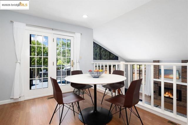 1431 Huston Rd, Walnut Creek CA: https://media.crmls.org/mediaz/35792246-b714-4602-ae51-847ba48bd2c8.jpg