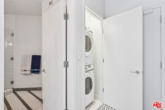 1100 Wilshire Boulevard, Los Angeles CA: https://media.crmls.org/mediaz/357926c4-3162-434f-a89d-c236a5867907.jpg