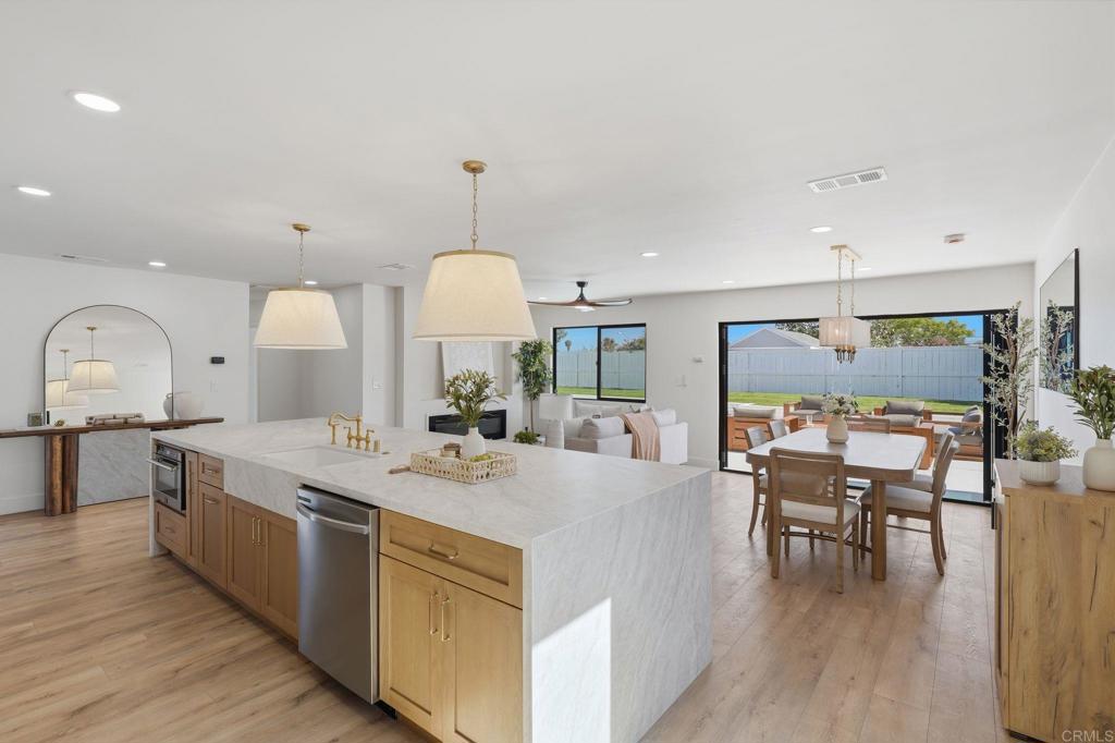 8833 Glenhaven Street - photo 14