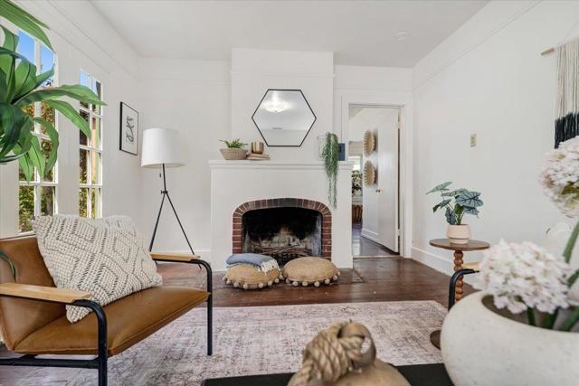 806 Seabright Avenue, Santa Cruz CA: https://media.crmls.org/mediaz/35795805-b72e-4770-ac99-d2f27869f542.jpg