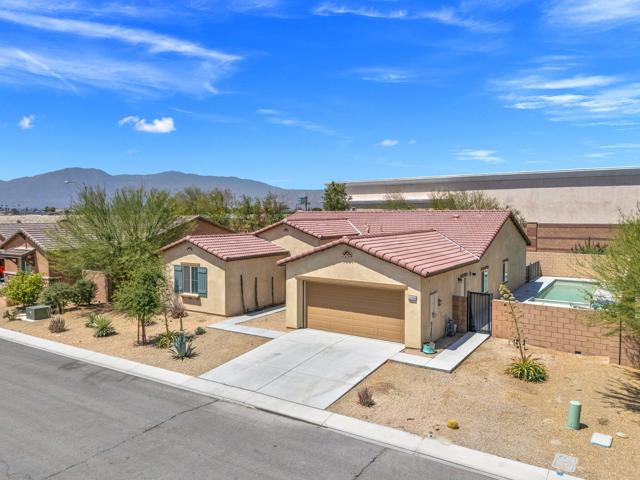 Image 32 of 49 For 42939 Cowboy Court
