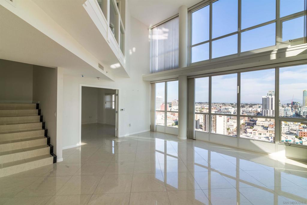 MLS #250035940SD img 1