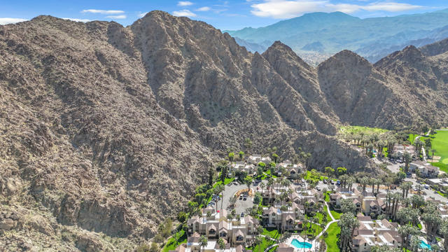 Image 12 of 50 For 78250 Cortez Lane 129