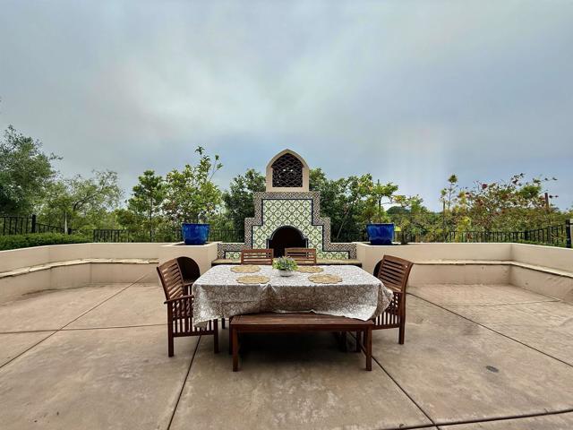 14911 Encendido, San Diego CA: https://media.crmls.org/mediaz/357ae83e-b8ca-43a7-8268-3e368369d4be.jpg
