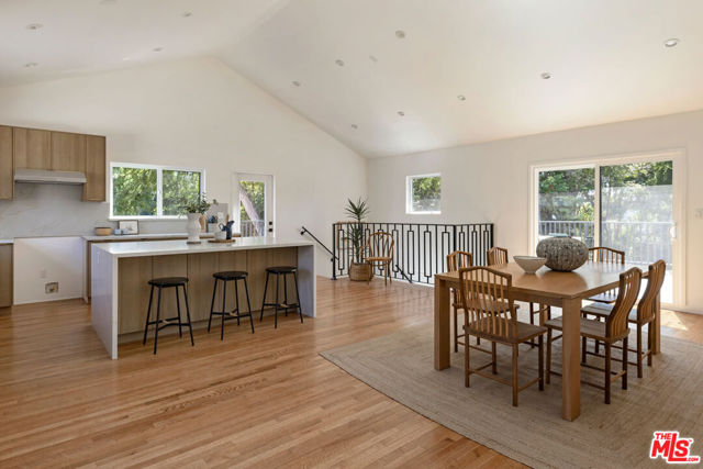 1327 Brampton Road, Los Angeles CA: https://media.crmls.org/mediaz/357b130c-4fee-4af0-b69b-f15087b100b8.jpg