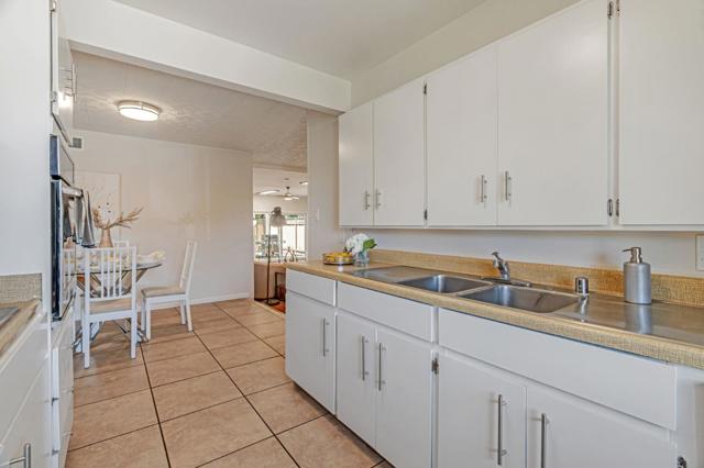 2617 Barcells Avenue, Santa Clara CA: https://media.crmls.org/mediaz/357b740e-d358-4190-8091-82fa898db916.jpg