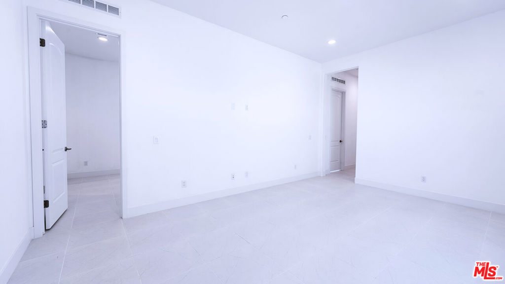 MLS #25620925 image #44