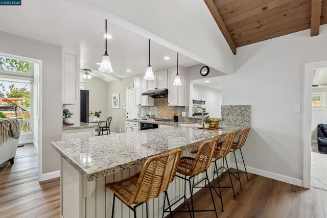 1838 Sunnyvale Ave, Walnut Creek CA: https://media.crmls.org/mediaz/357d367e-8d35-4072-83b3-74961158ad26.jpg