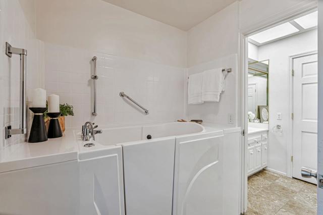 937 Parrott Drive, Hillsborough CA: https://media.crmls.org/mediaz/357f2414-6a87-4673-a35f-cea496b37995.jpg