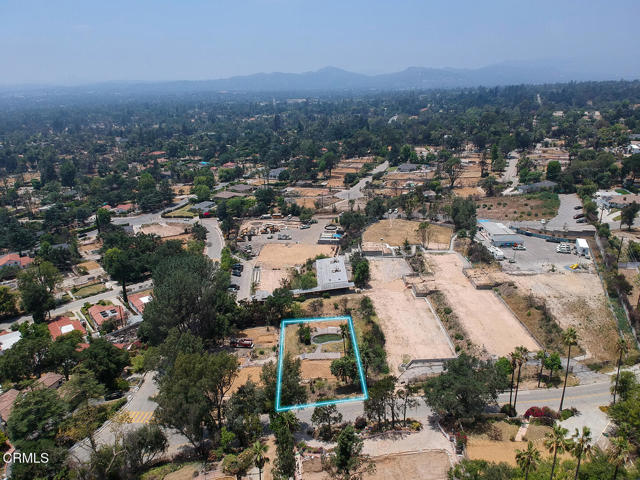 1962 E Loma Alta Drive, Altadena CA: https://media.crmls.org/mediaz/357f91d0-9cb1-4cd6-92f6-b1762c9ba09f.jpg