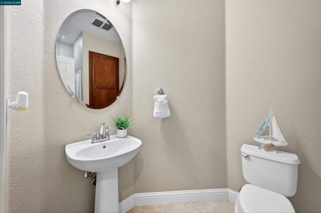 Image 29 of 60 For 6 Tullach Pl