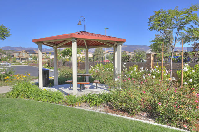 6607 Fathom Way, Goleta CA: https://media.crmls.org/mediaz/3580bbf8-5ff8-4714-86db-0ce474f034af.jpg