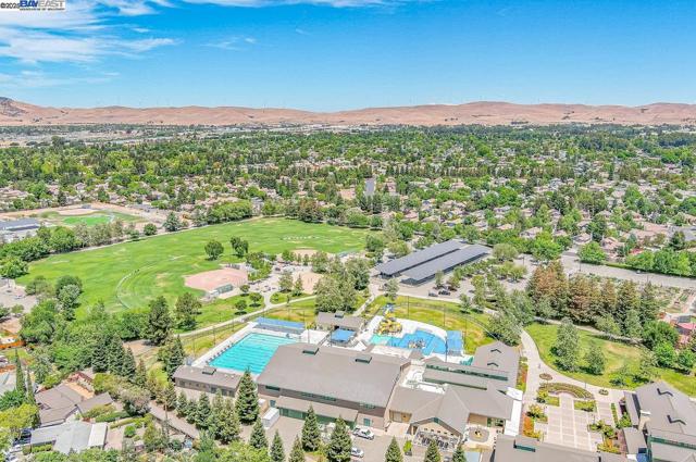 847 Dana Cir, Livermore CA: https://media.crmls.org/mediaz/3580c32f-9bc3-46fa-98ab-be5430eed82f.jpg