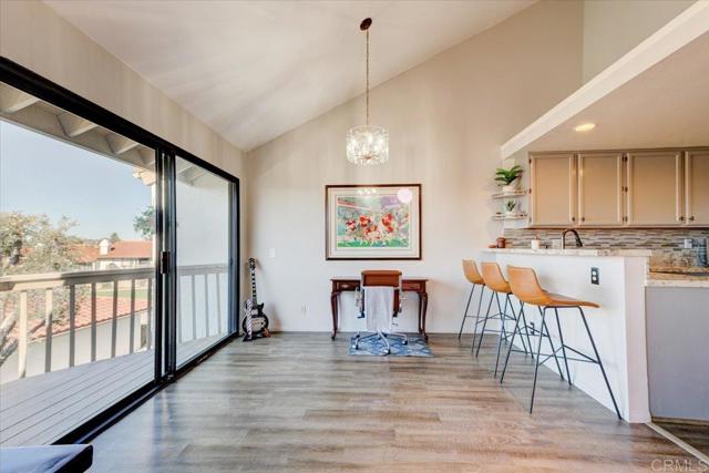 Detail Gallery Image 20 of 29 For 6669 Corte Maria, Carlsbad,  CA 92009 - 2 Beds | 2 Baths