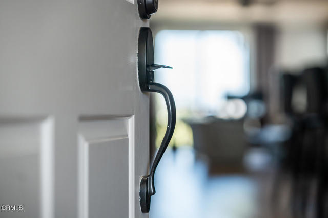 Detail Gallery Image 2 of 42 For 1541 Windshore Way, Oxnard,  CA 93035 - 2 Beds | 2 Baths
