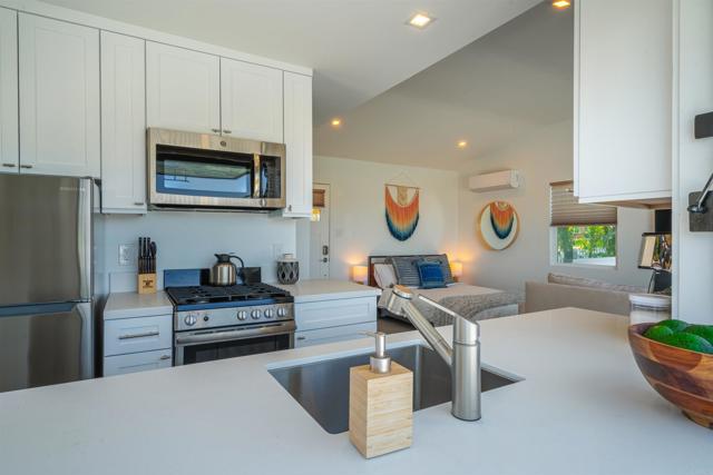 3554 56 Sydney Place, San Diego CA: https://media.crmls.org/mediaz/3581b861-700b-4beb-8cab-6d0965f6393a.jpg