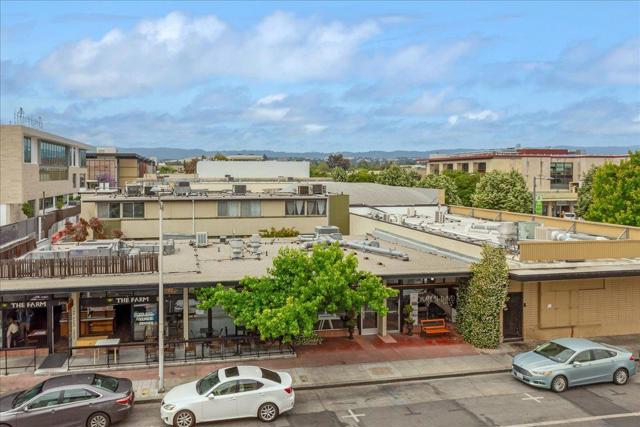 2409 Park Boulevard, Palo Alto CA: https://media.crmls.org/mediaz/3581c211-87fc-4bcc-8e88-e4f30e65178b.jpg