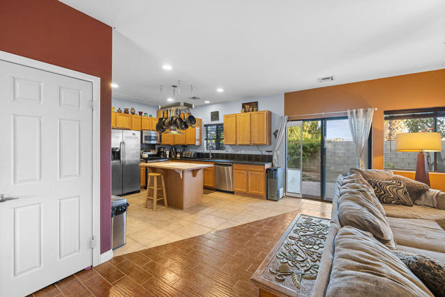 Image 6 of 27 For 30932 Osceola Place
