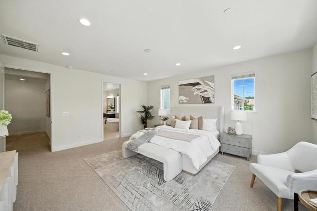 28780 Vista Grande Drive, Hayward CA: https://media.crmls.org/mediaz/358276cb-da54-4953-9030-4078dc13d70b.jpg