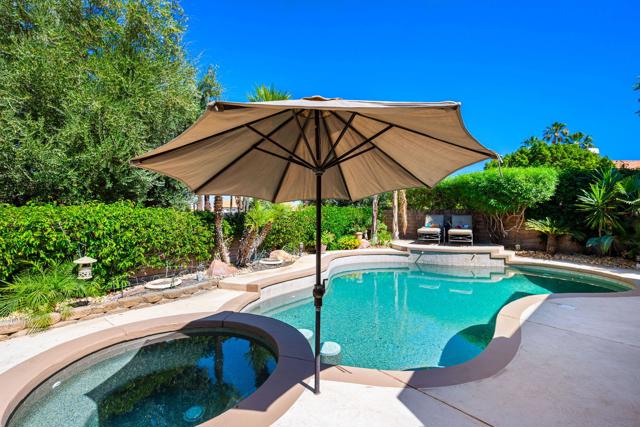 Image 26 of 50 For 370 Links Drive