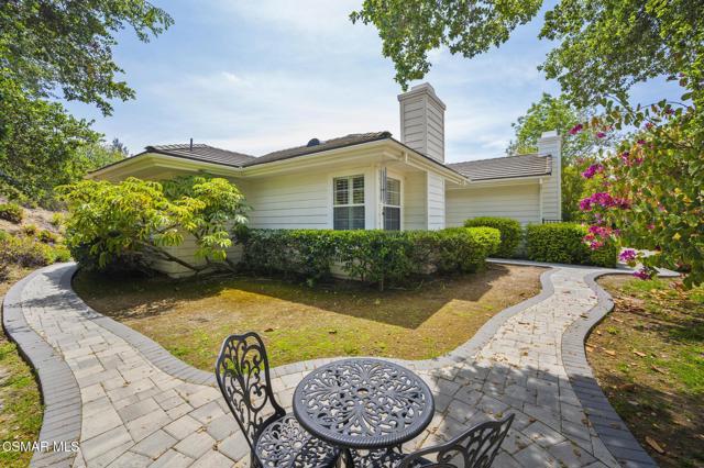 1662 E Janss Road, Thousand Oaks CA: https://media.crmls.org/mediaz/3582ae48-9838-46f8-936a-c08836f17acd.jpg
