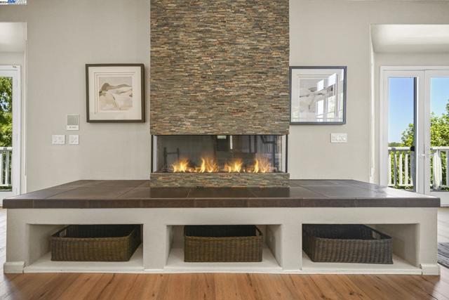 Image 19 of 55 For 5199 Parkridge Dr.