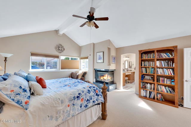 4542 Skidmore Court, Moorpark CA: https://media.crmls.org/mediaz/35833c9b-3889-48ac-824c-e50489473103.jpg