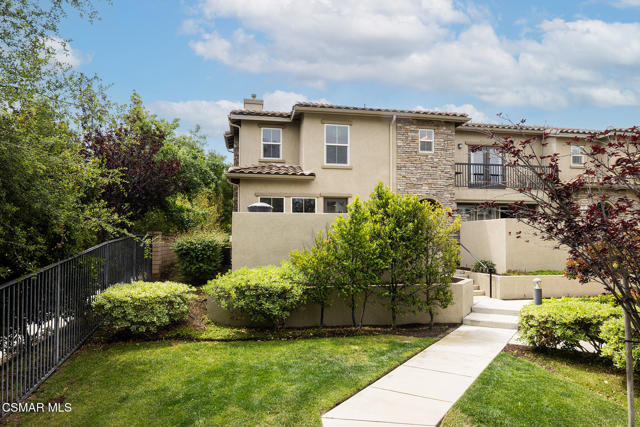 1513 Silver Shadow Drive, Newbury Park CA: https://media.crmls.org/mediaz/35836e37-d154-46e9-90c6-1a62e73cc87e.jpg