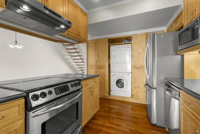 1229 Picasso Drive, Sunnyvale CA: https://media.crmls.org/mediaz/3583c35a-0e29-4a9a-b86a-a0ae8c49417d.jpg