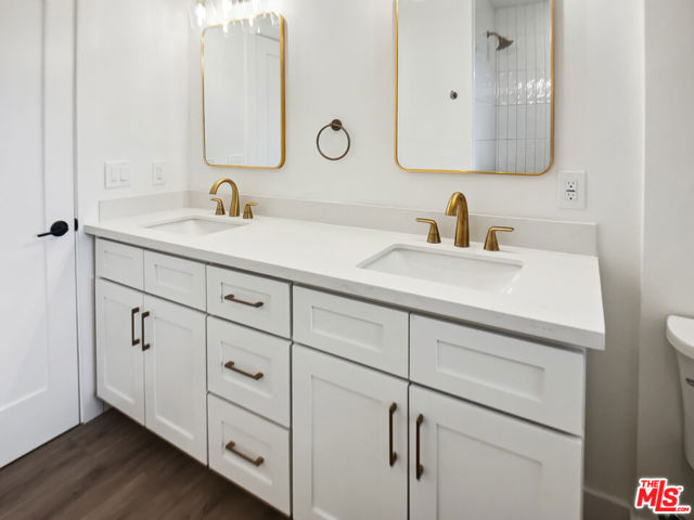6820 Abbottswood Drive, Rancho Palos Verdes CA: https://media.crmls.org/mediaz/3584c214-3da0-428e-9d24-e22cd1d34a97.jpg