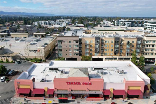 324 Cherokee Loop, Mountain View CA: https://media.crmls.org/mediaz/35858b4c-cf27-4518-b1ec-a183d9915ff7.jpg