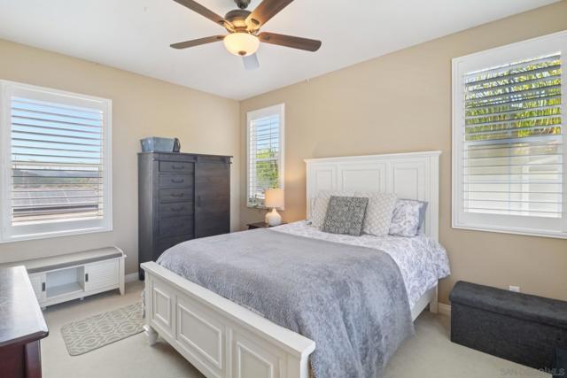 11383 Merritage Ct, San Diego CA: https://media.crmls.org/mediaz/35860fa5-20cb-4146-b4da-ae29483de162.jpg