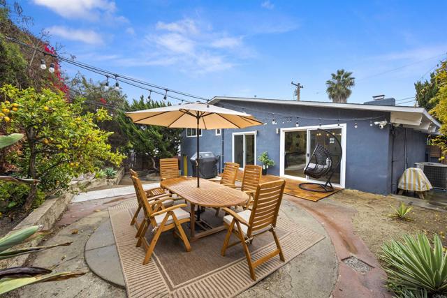 Image 41 of 46 For 4862 Viane Way