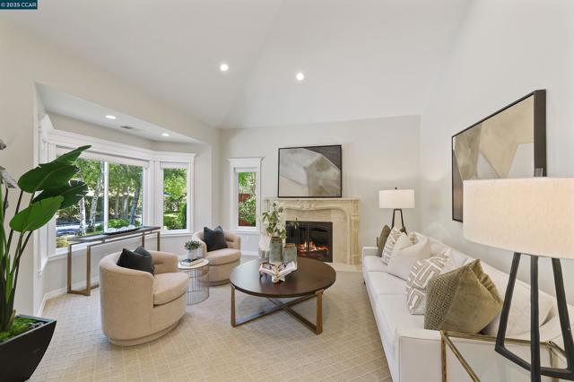4343 Quail Run Ln, Danville CA: https://media.crmls.org/mediaz/35866c04-0030-42bd-8c4d-2b5cd9b38e47.jpg