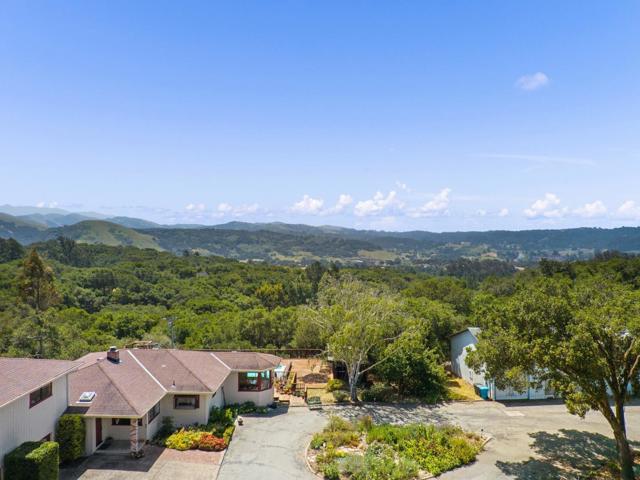 739 Snyder Avenue, Aromas CA: https://media.crmls.org/mediaz/3587ab95-b787-4ce9-94b1-2ca142241852.jpg
