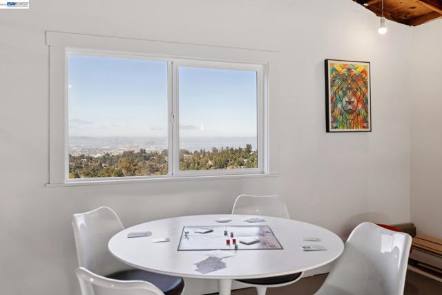 6801 ARMOUR DRIVE, Oakland CA: https://media.crmls.org/mediaz/3587b8ab-5c36-48f7-943e-ddf6a4887430.jpg