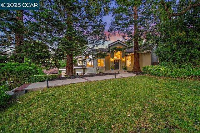 1120 Keith Drive, Concord CA: https://media.crmls.org/mediaz/35898791-74fd-4c8e-9fb9-29e19e7150a2.jpg