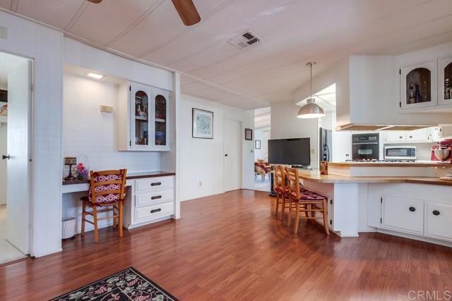 Detail Gallery Image 20 of 48 For 276 N El Camino Real #97,  Oceanside,  CA 92058 - 2 Beds | 2 Baths