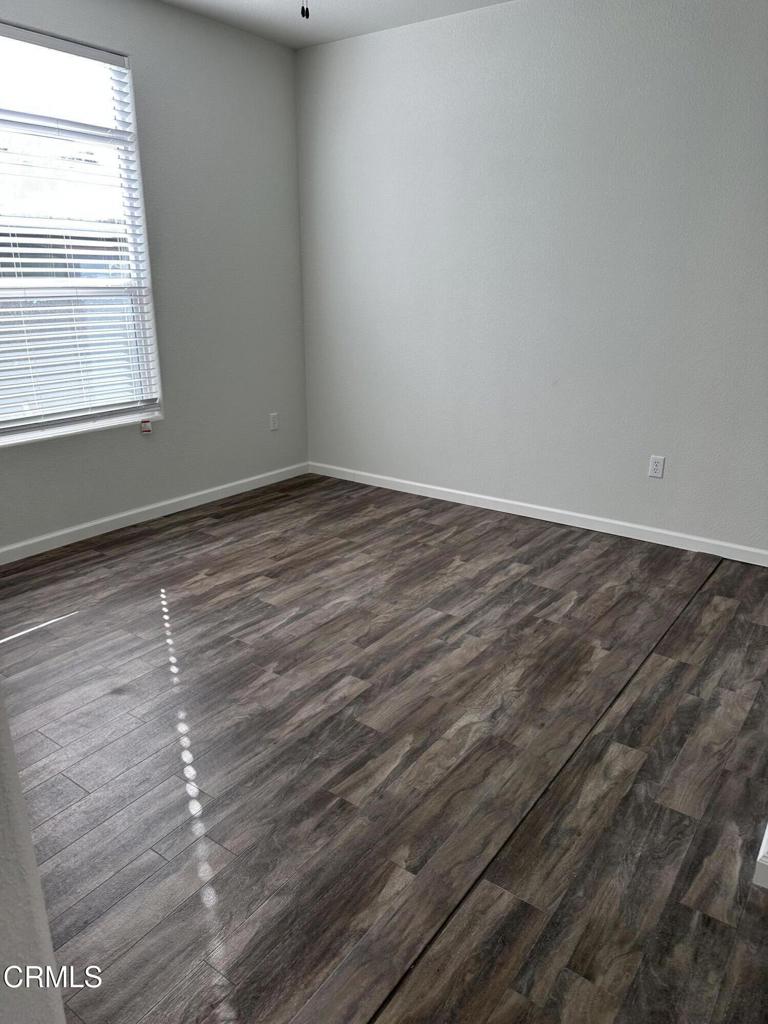 MLS #V1-29738 image #6