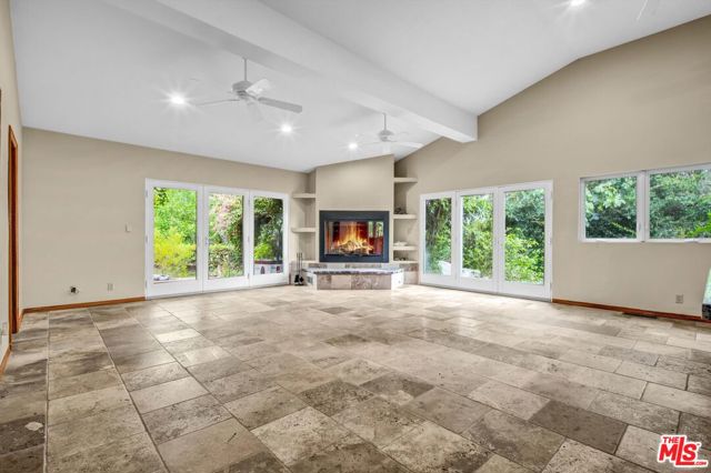 5653 Shirley Avenue photo 5