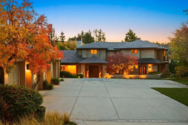 26140 Rancho Manuella Lane, Los Altos Hills CA: https://media.crmls.org/mediaz/358cd373-af3f-4fe2-a58a-01bfad58ac56.jpg