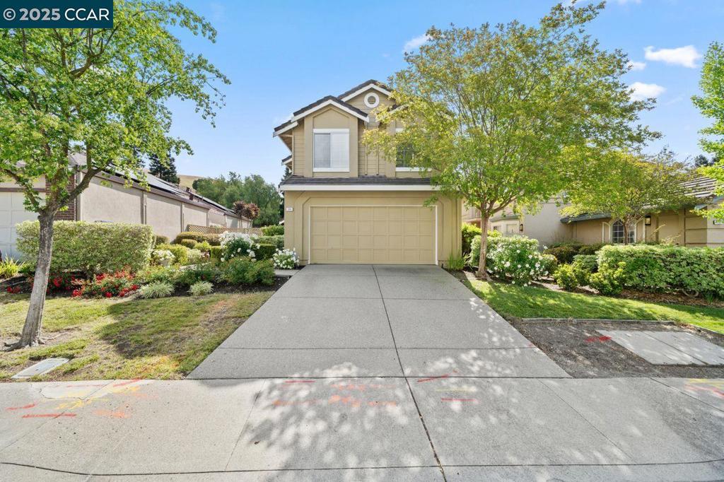 240 Glasgow Circle