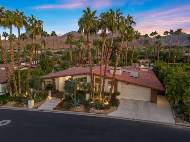 73717 Agave Lane, Palm Desert CA: https://media.crmls.org/mediaz/358de46a-d633-4069-82e5-561c24c33d08.jpg