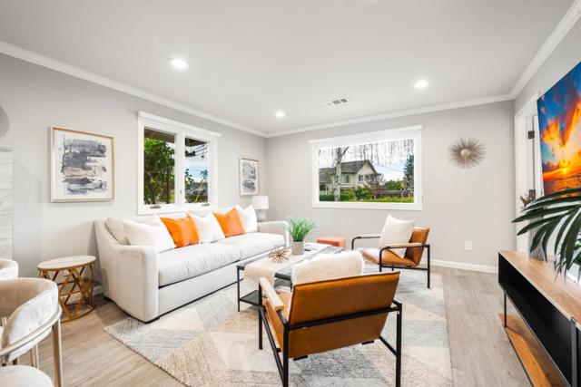 16605 Camellia Terrace, Los Gatos CA: https://media.crmls.org/mediaz/358dfe67-aeda-4af3-a1cf-f017c9e941a0.jpg